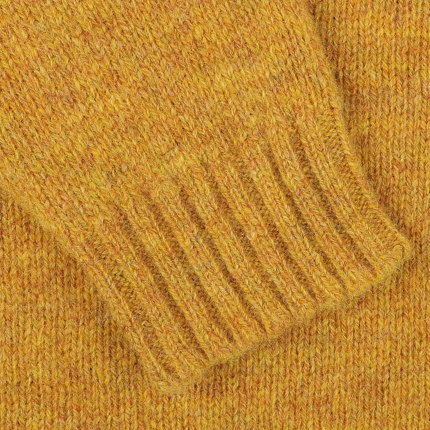 Cumin Brushed Shetland Lambswool Crew Neck