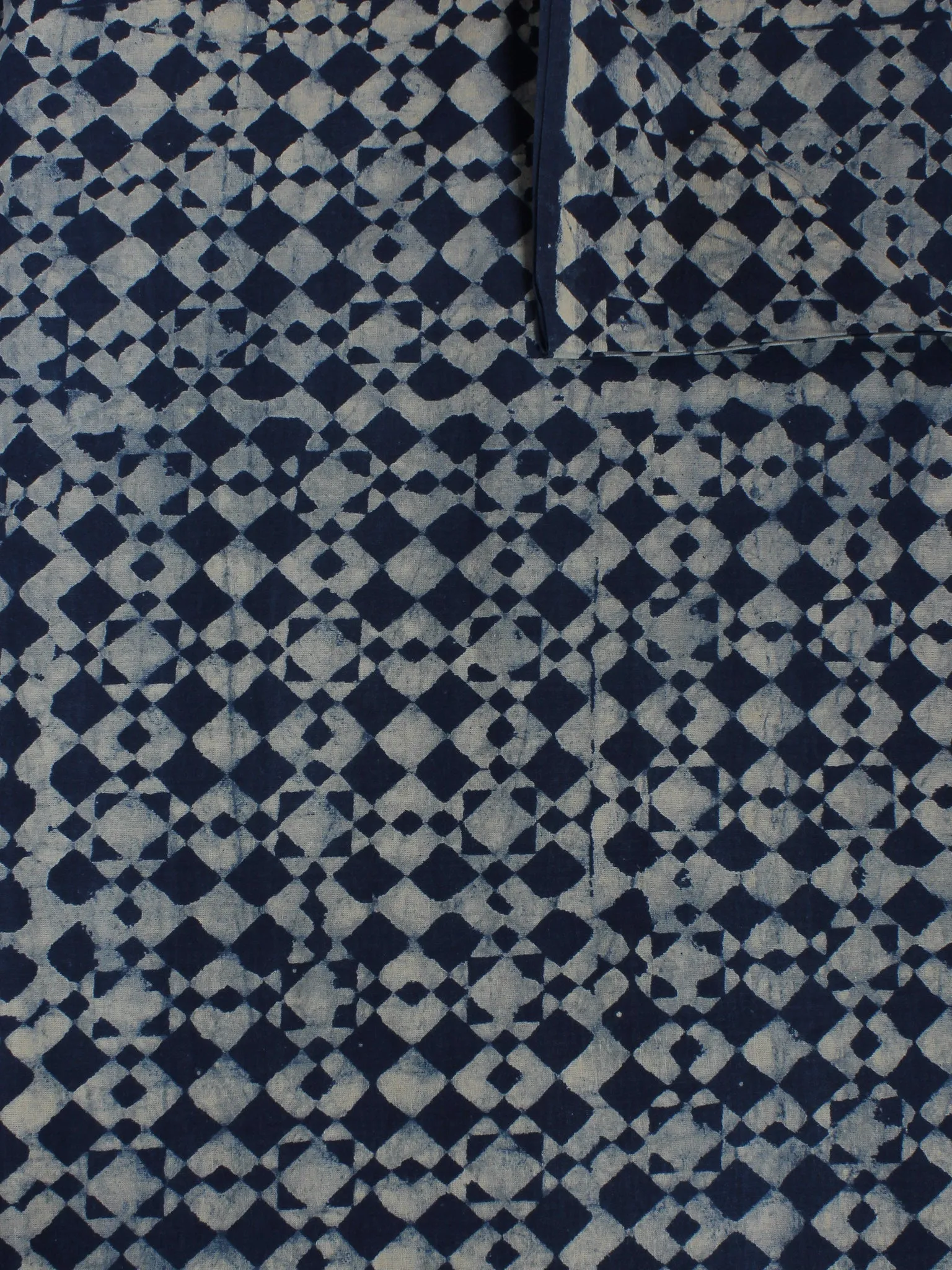 Indigo White Hand Block Printed Cotton Cambric Fabric Per Meter - F0916010
