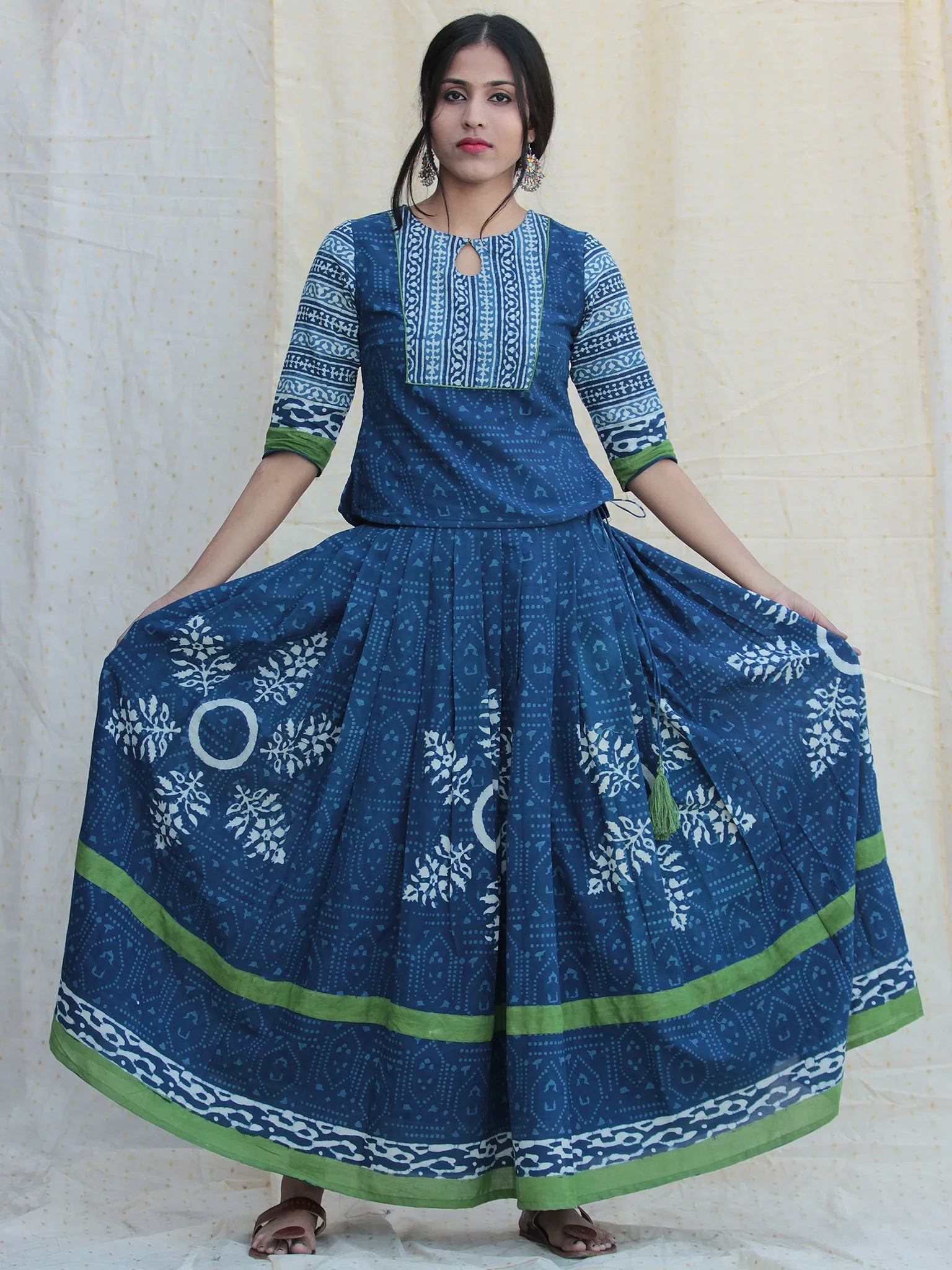 Naaz Rukshaar - Hand Block Printed Long Top And Skirt Dress - DS79F001