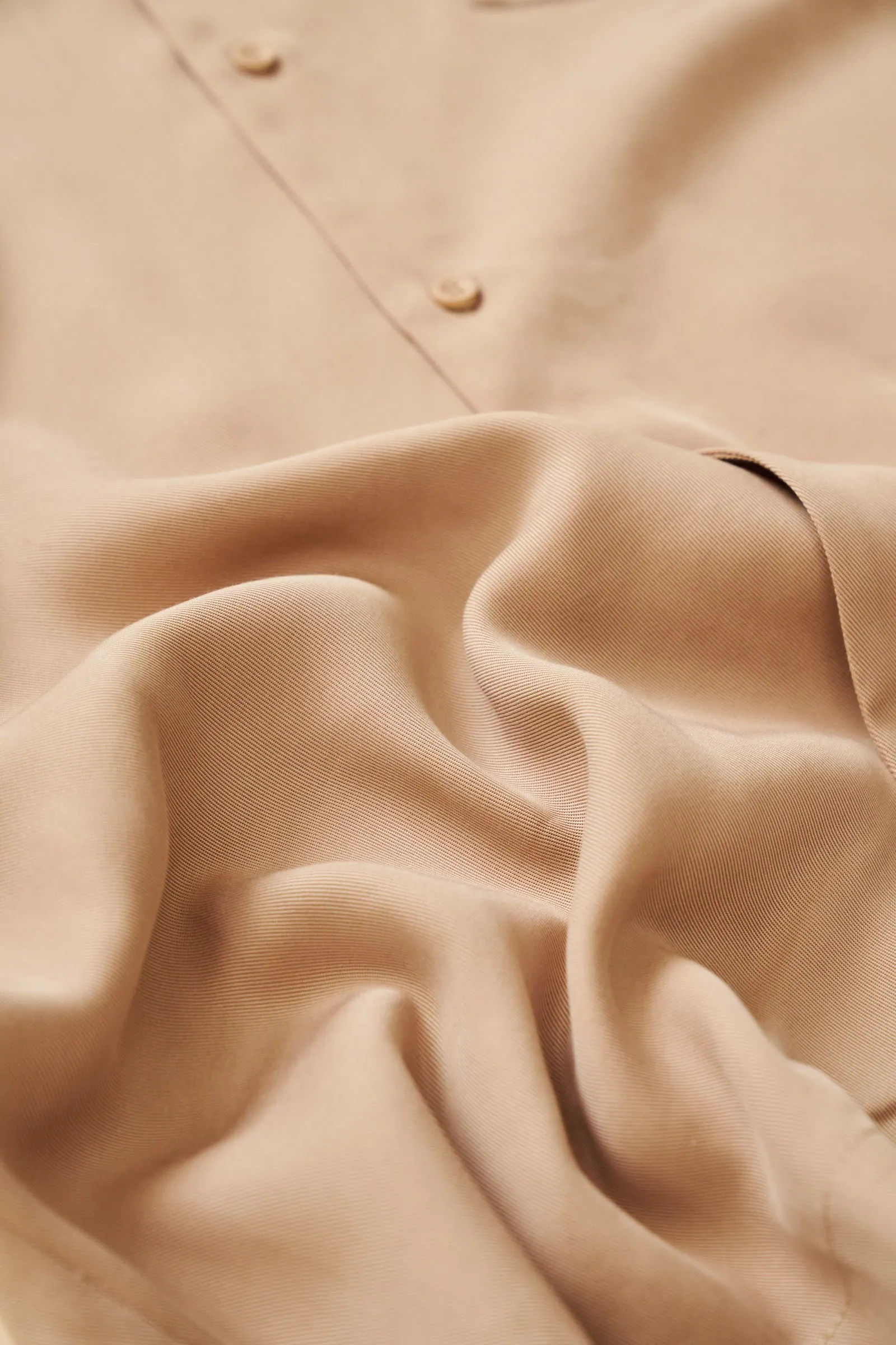 NUDE TENCEL CUBAN SS SHIRT